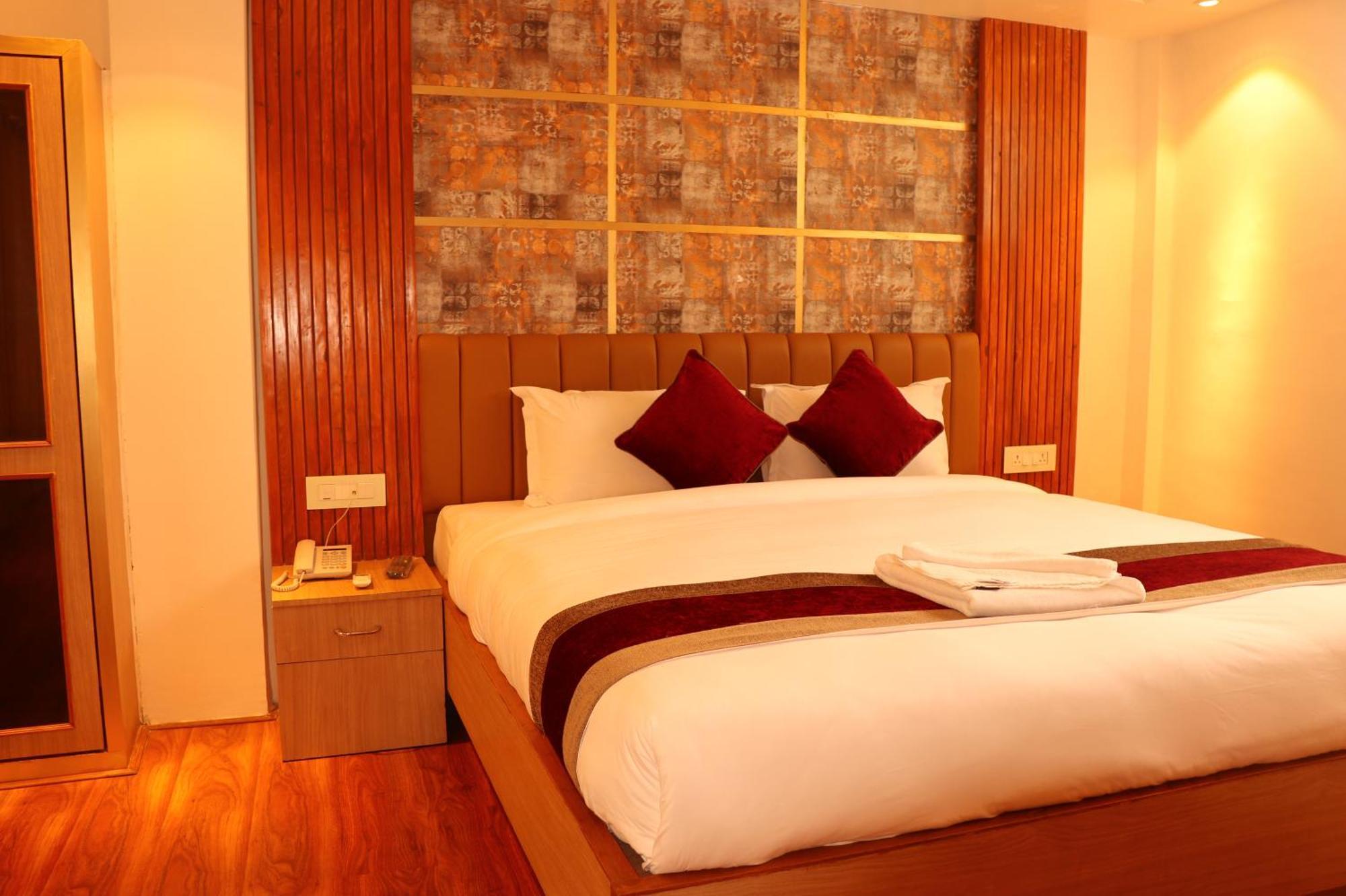 Hotel Elegant Kathmandu Inn Catmandu Exterior foto