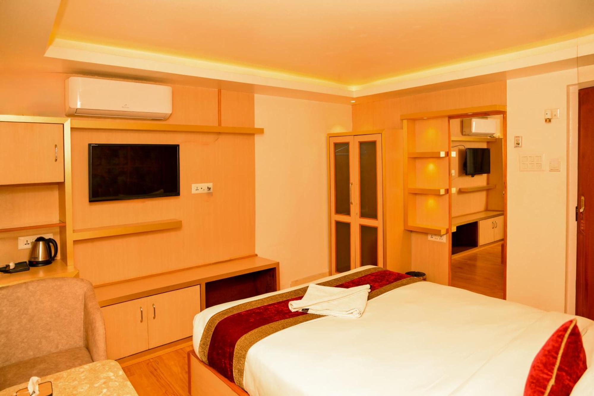 Hotel Elegant Kathmandu Inn Catmandu Exterior foto
